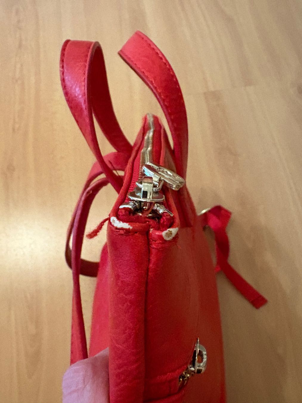 Desigual Zaini: Roter Desigual Rucksack – Usato da Horgen venduto da Ilona1986 4