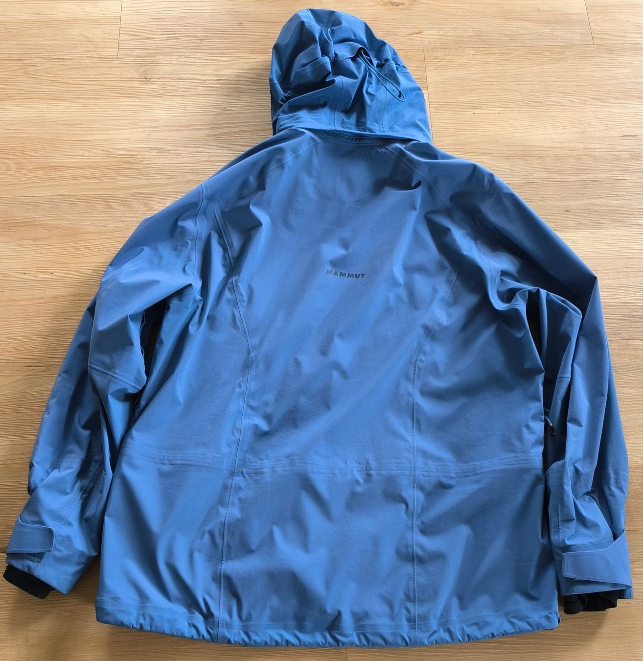 Mammut Jacken: Sehr robuste Mammut Hardshelljacke im Top Zustand – Gebraucht aus Wangs von gelbberg 1