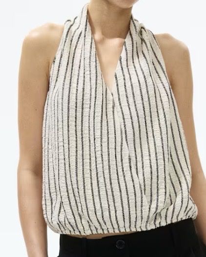 H&M Tops: Crinkle top with V-neck - Size S – Neu (gemäss Beschreibung) aus Zürich von hel_z68y 1