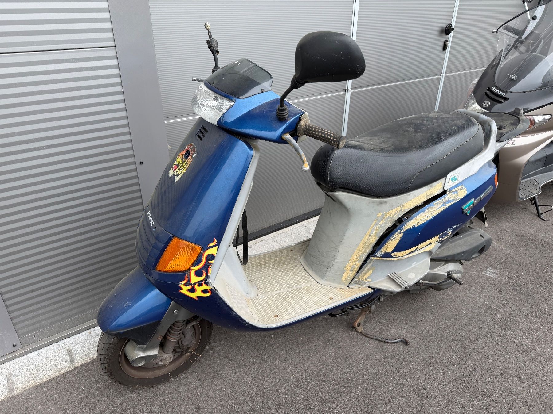 Piaggio Scooter: Piaggio Roller Skipper 125 – Difettoso da Kradolf venduto da acer93