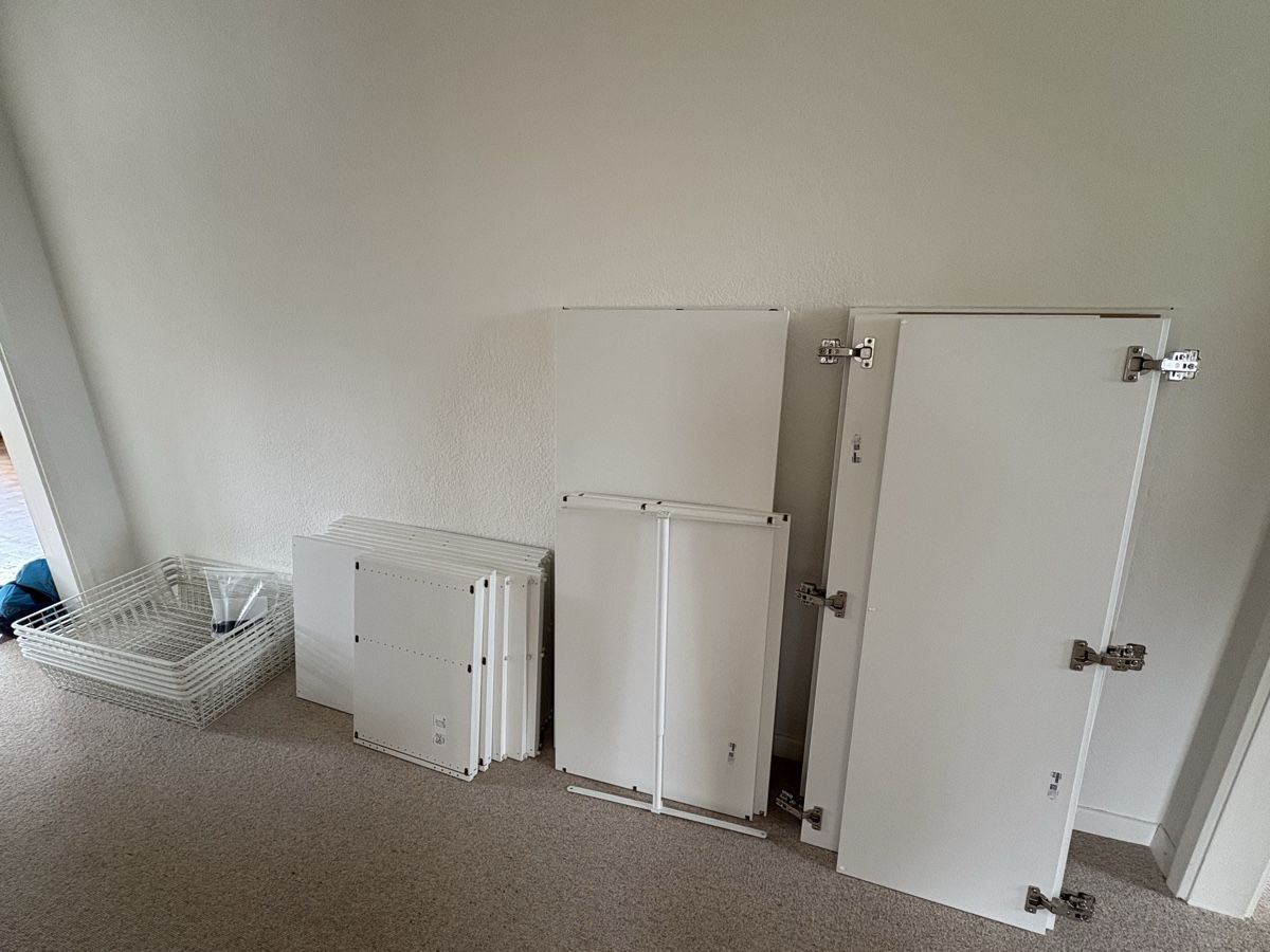 Ikea Armadi: Armoire IKEA PLASTA 160cm large – Nuovo (secondo la descrizione) da Zug venduto da gae_j2qk 3