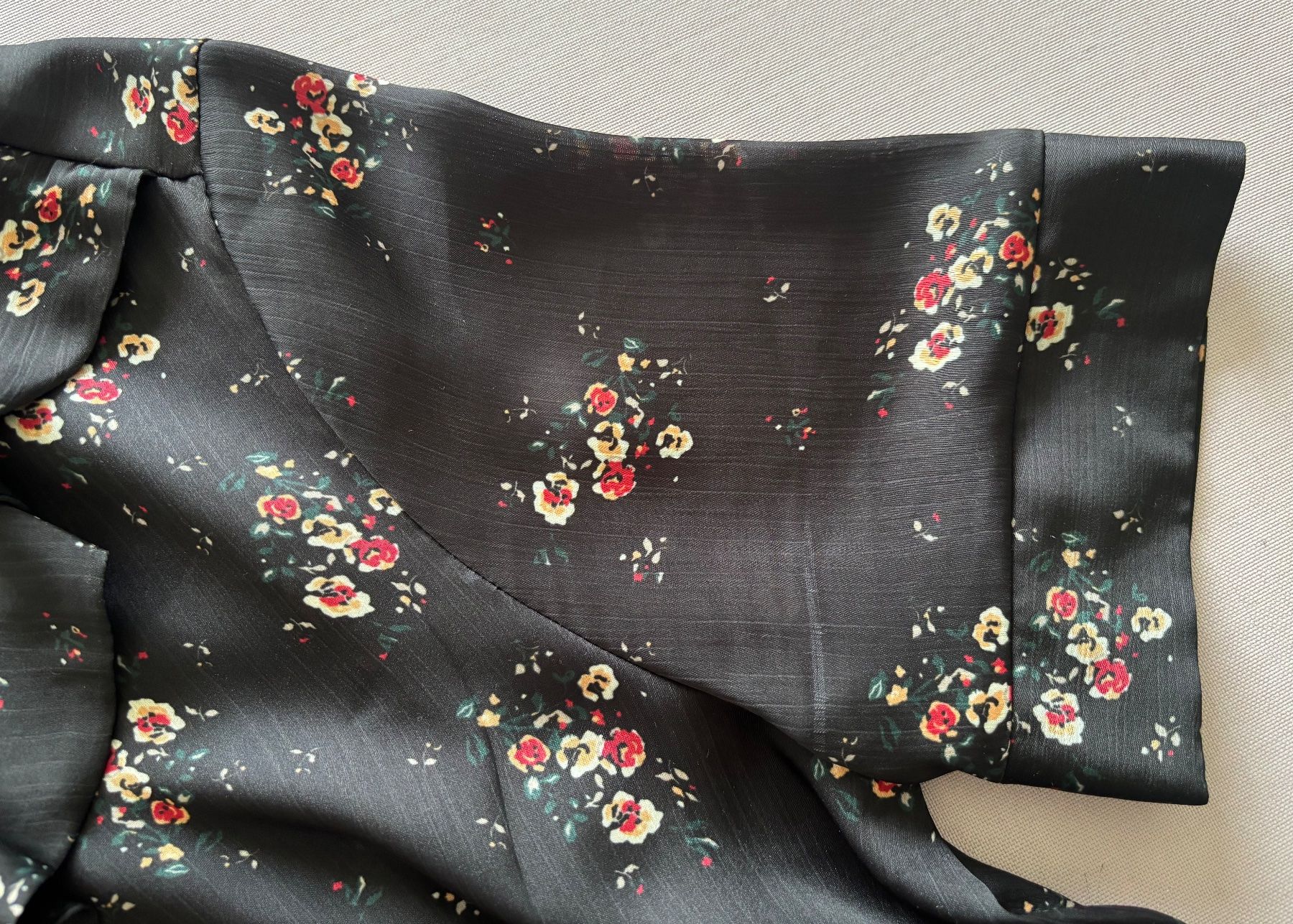 Vestiti: Sommerkleid von ABOUT YOU – Usato da Zürich venduto da Tzhkely24 4