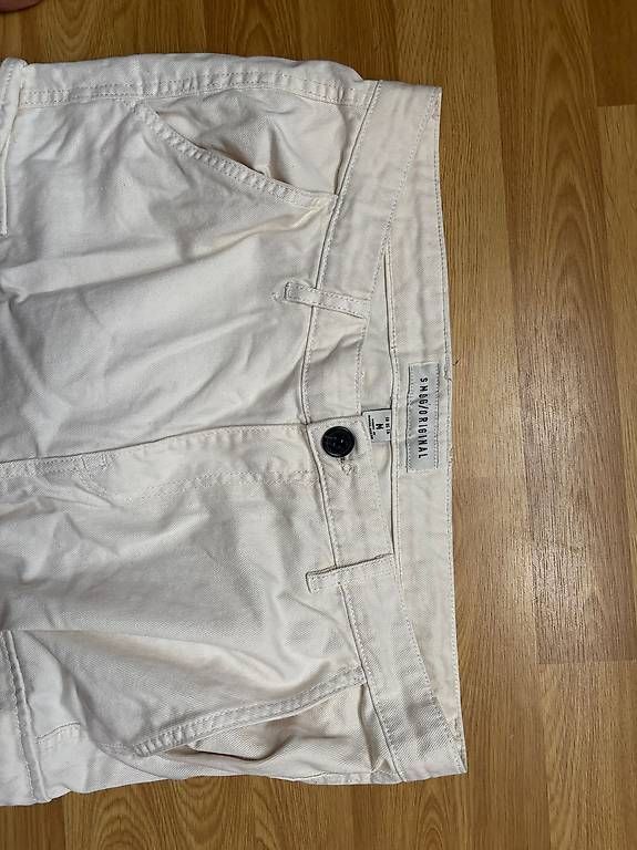 Jeans: Coole Jeans, perfekter Zustand – Usato da Gerlafingen venduto da lev_blq8 2