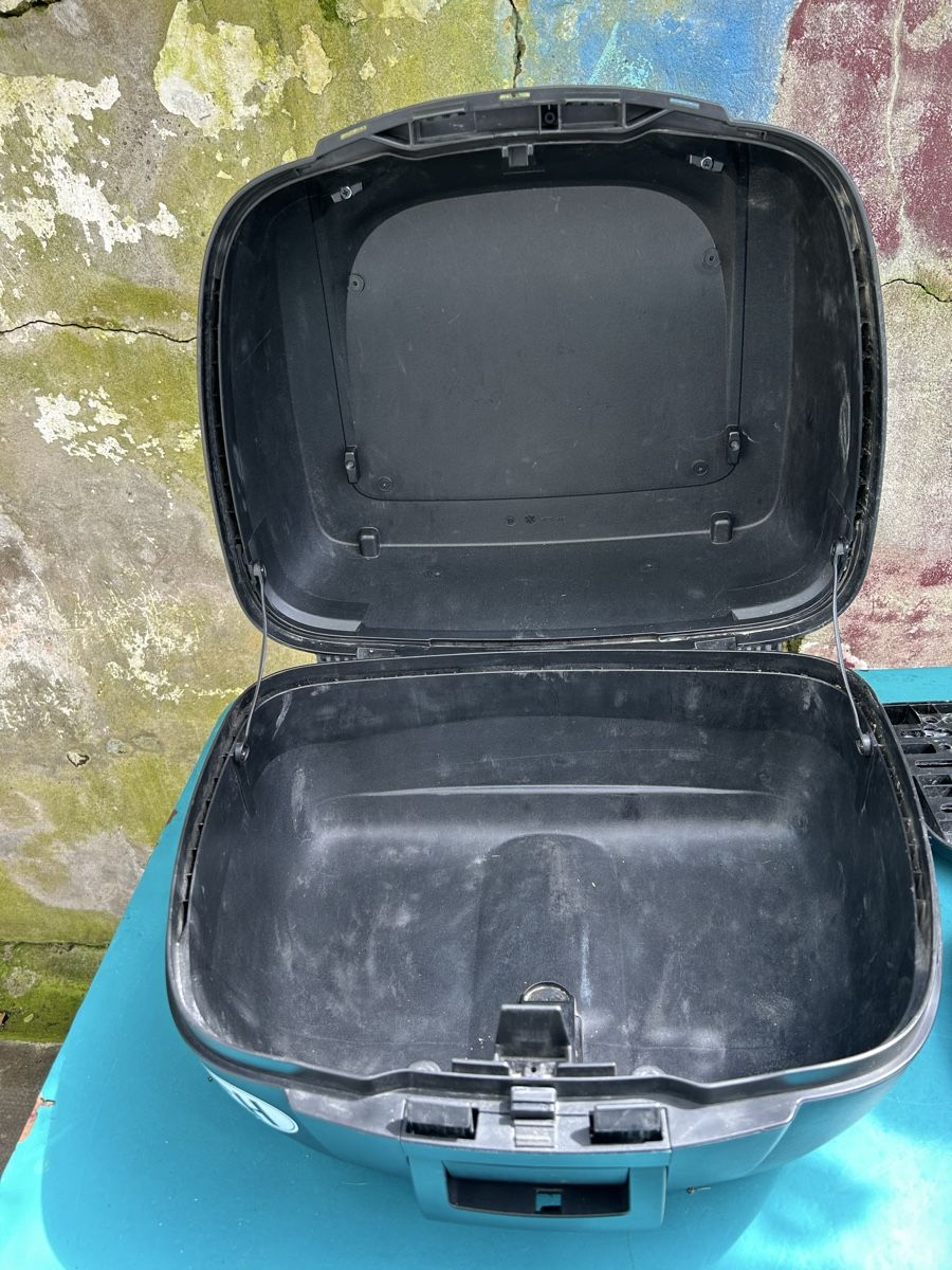 Topcase: Topcase, Box, Töff, Motorrad, Case, Shad – Gebraucht aus Arisdorf von Xylocopa 1