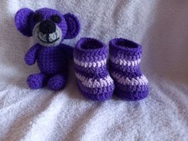 Babyfinkli und Kuschelbärli Handarbeit Neu