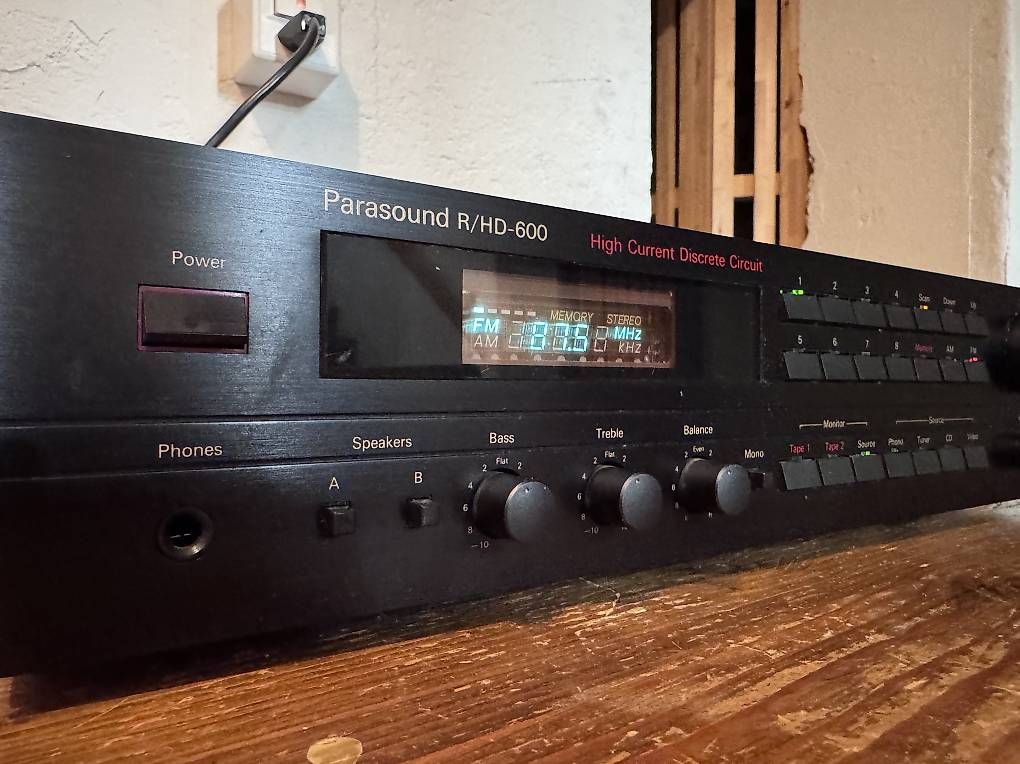 Verstärker: Parasound R/HD-600 – Gebraucht aus Bern von rol_nq2r 4