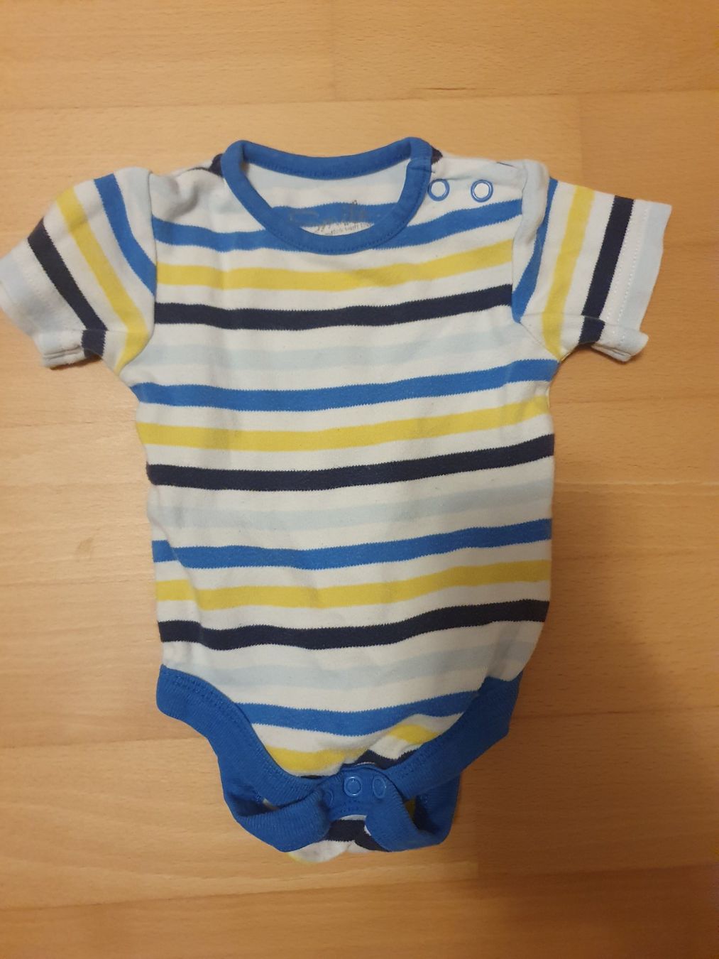 H&M Lotti & Set di vestiti: Body und Strampler blau Gr. 50/56 – Usato da Winterthur venduto da Natascha_1994 2