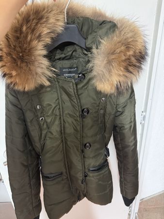 Damen Daunenjacke mit Echtpelz Grösse S olivgrün