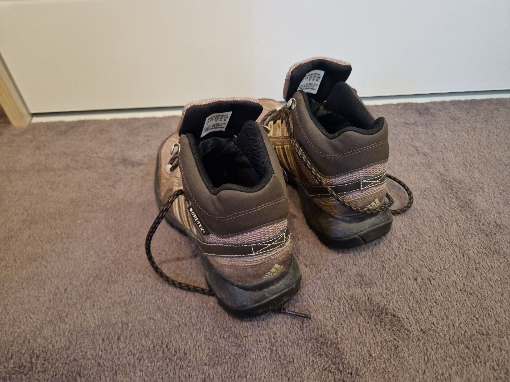 Adidas Scarpe per ragazzi: Adidas Wanderschuhe Gore-Tex Gr. 33 – Usato da Kaisten venduto da Amore_Rio 1