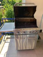 Grosser Gasgrill