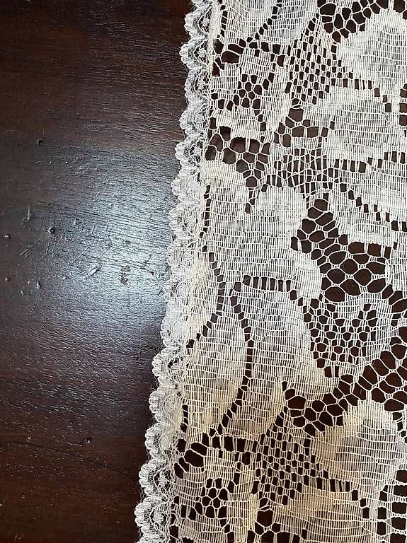 Altra biancheria da tavola: schöne Tischdecke/ Tischtuch vintage – Usato da Maur venduto da chr_x8zv 1