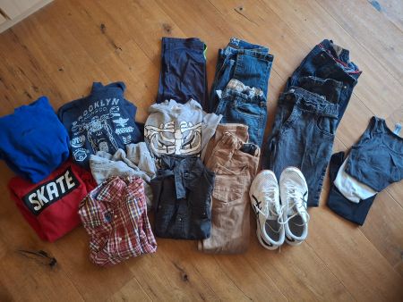 Kleiderpaket Jungen Grösse 158 bis 164 gut erhalten