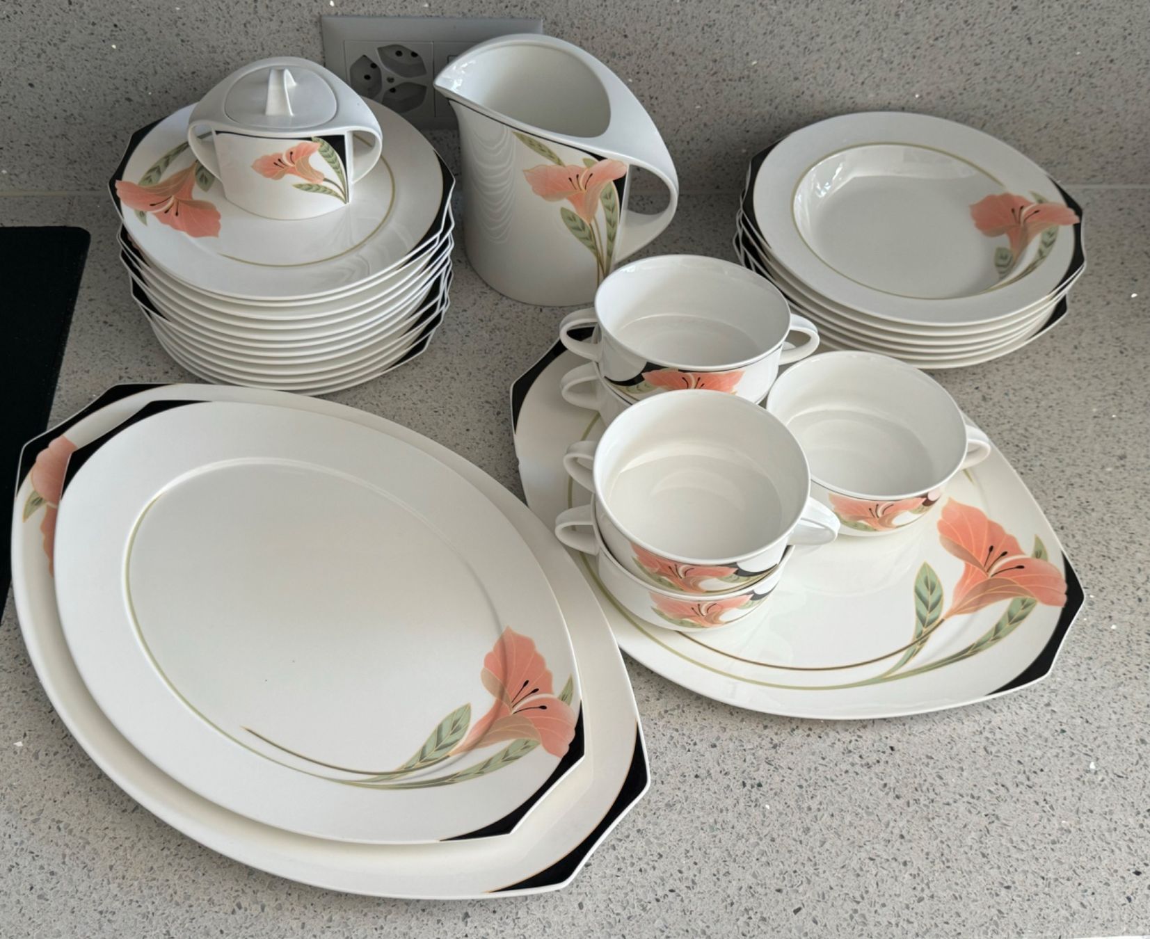 Villeroy & Boch Piatti: Villeroy & Boch Teller – Usato da hochdorf venduto da tariq1 2