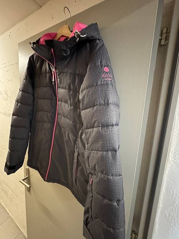 Giacche: Ski- od. Snowboardjacke – Usato da Opfikon venduto da MissRuby