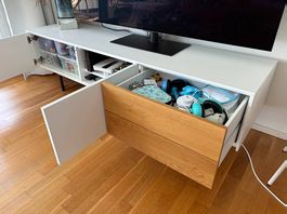 TV-Lowboard ALTEA von Pfister 180 cm Weiss/Eiche Soft-Close