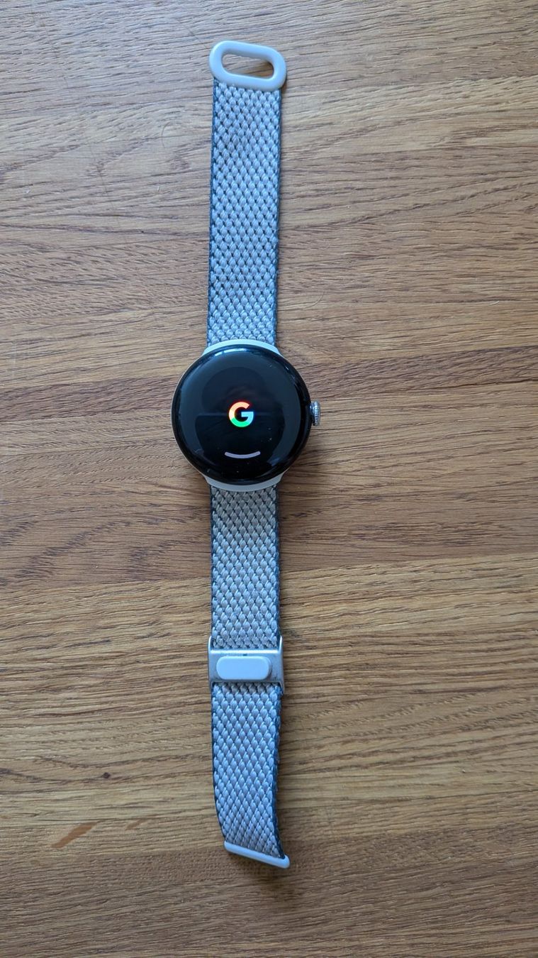 Google Smartwatch: Google Pixel Watch 2 inkl. Stoffarmband – D'occasion à Zürich par mar_f5dp 1