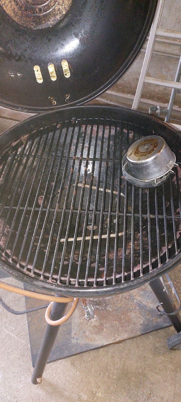 Griglie: Kugelgrill mit Zubehör! – Usato da Brislach venduto da ericCH 5