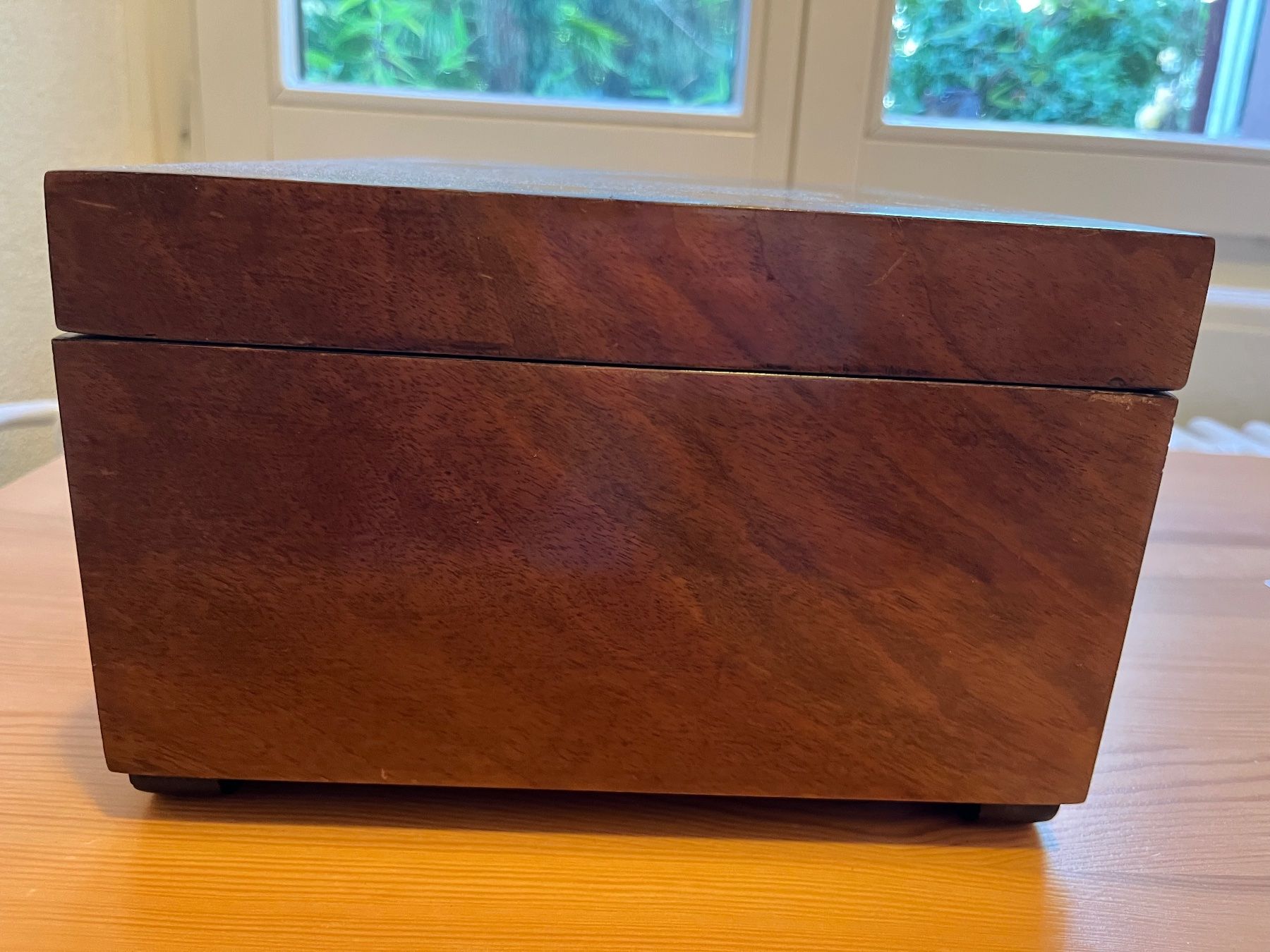Cassapanche: Schöne antike Holzkiste/Dokumentenbox – Usato da Basel venduto da miriricar 5