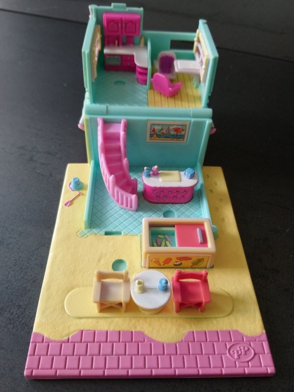 Polly Pocket Giocattoli: Polly Pocket Mini "Café" / "Eisdiele" – Usato da Jonen venduto da h-blxgirl79 7