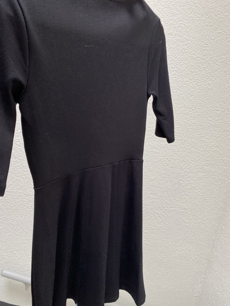 Topshop Vestiti: Kleid schwarz – Usato da Luzern venduto da oli_6x2r 4