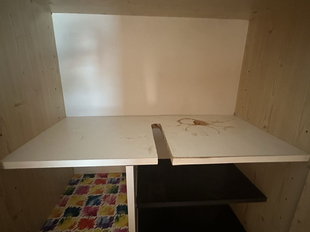 Schränke: Putzschrank oder Hochschrank – Gebraucht aus Brienz von SarMi7 2