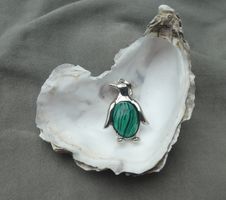 Pendentif pingouin avec pierre malachite 🐧💚