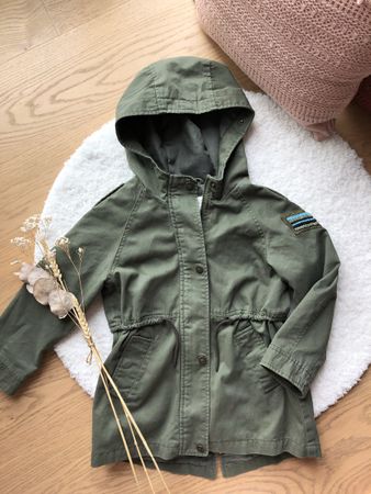 Cooler ZARA Parka Mädchen Gr. 122 Herbst Übergangsjacke