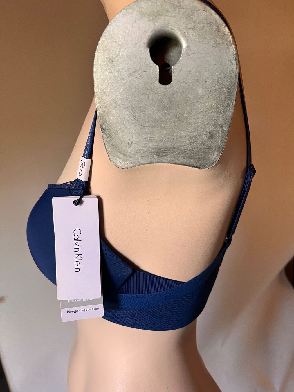 Calvin Klein Sonstige Unterwäsche: BH Push-Up, CALVIN KLEIN, Grösse 65 D, Farbe Blau – Neu und originalverpackt aus Rudolfstetten von gst_g7xl 2