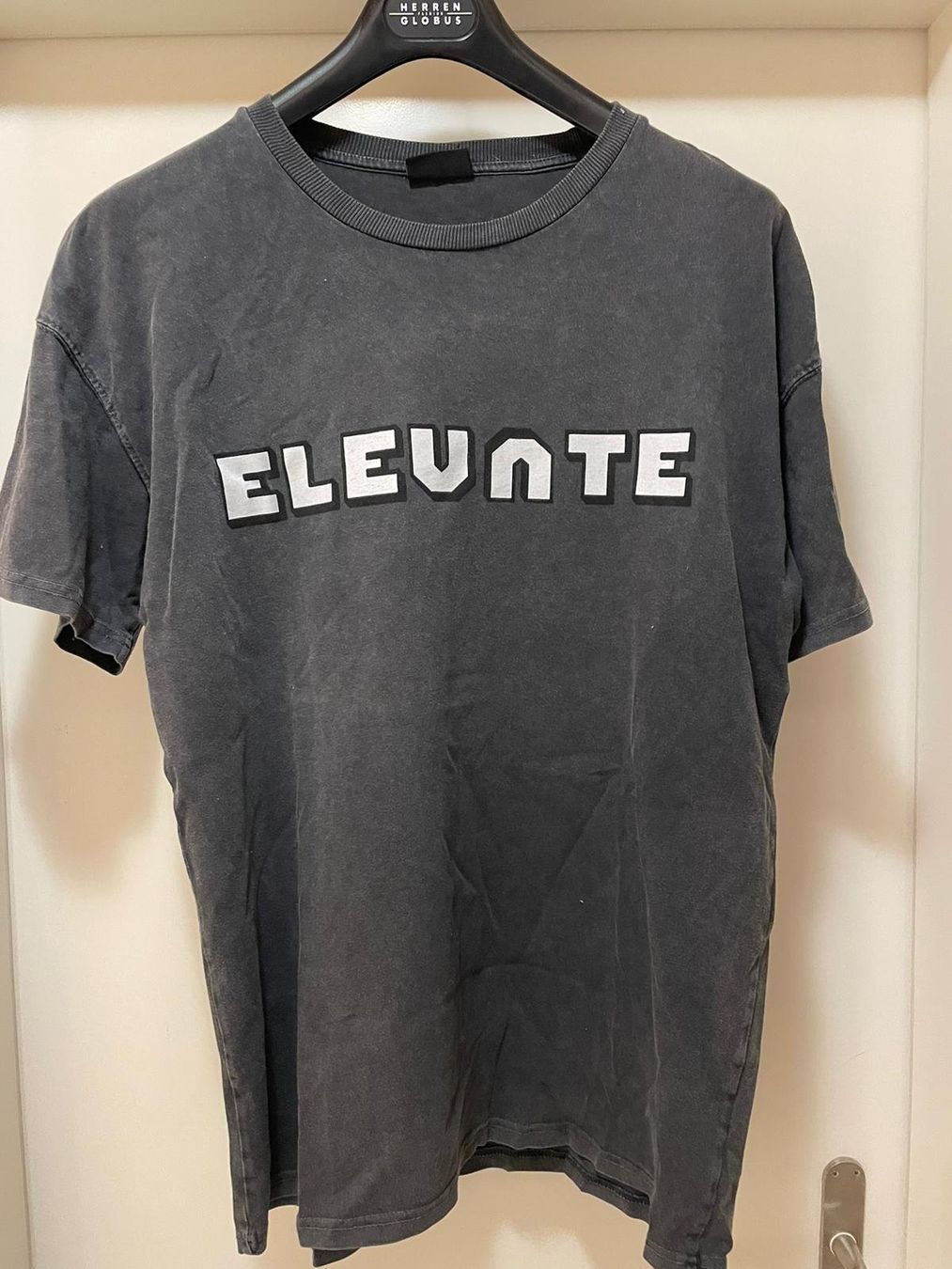 T-shirt: Elevate Tshirt Grösse S – Usato da Gretzenbach venduto da jan187