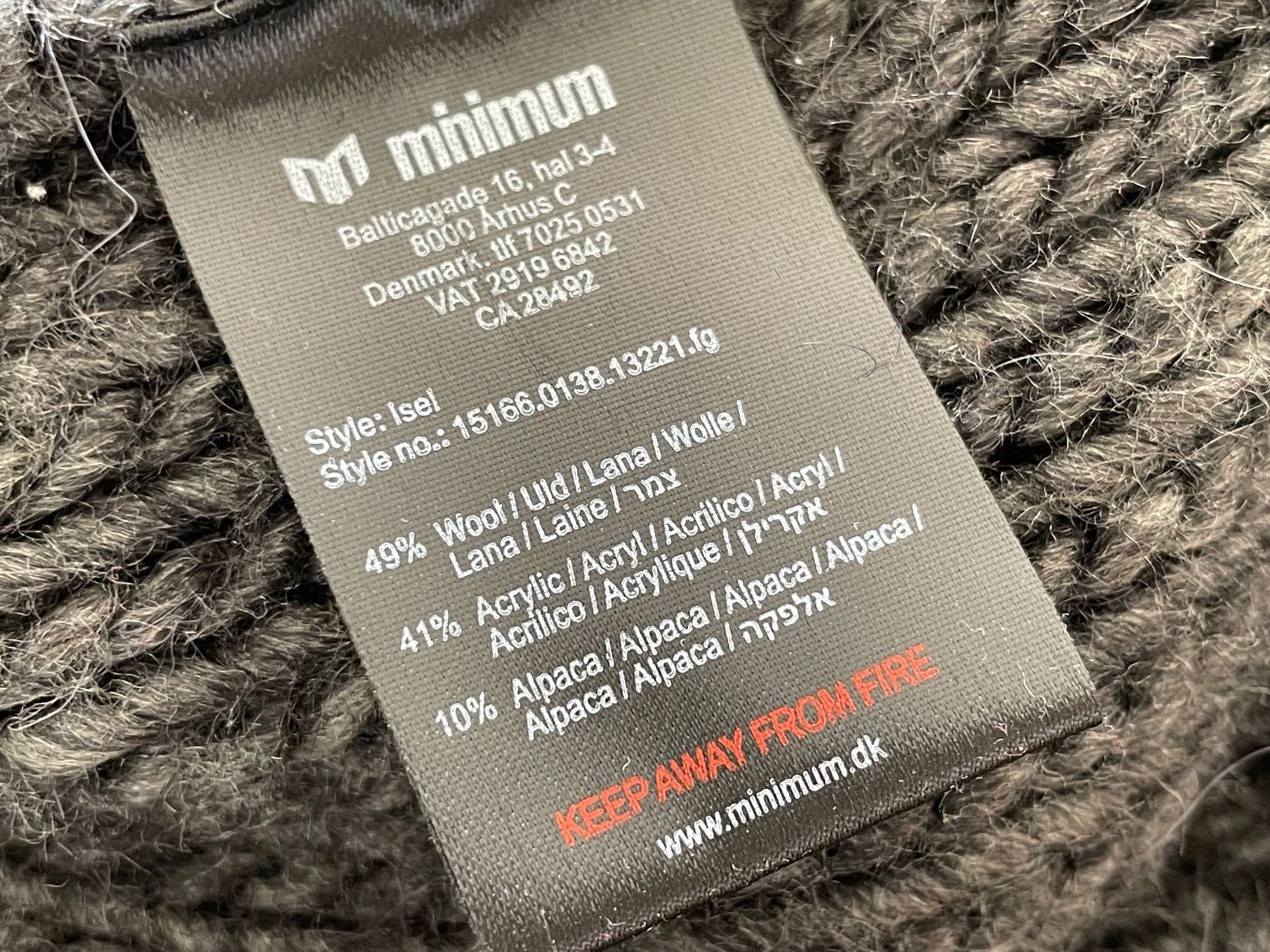 Maglioni & Felpe: Toller grauer, warmer Pullover aus mischgewebe – Usato da Neuwilen venduto da bobbel01 1