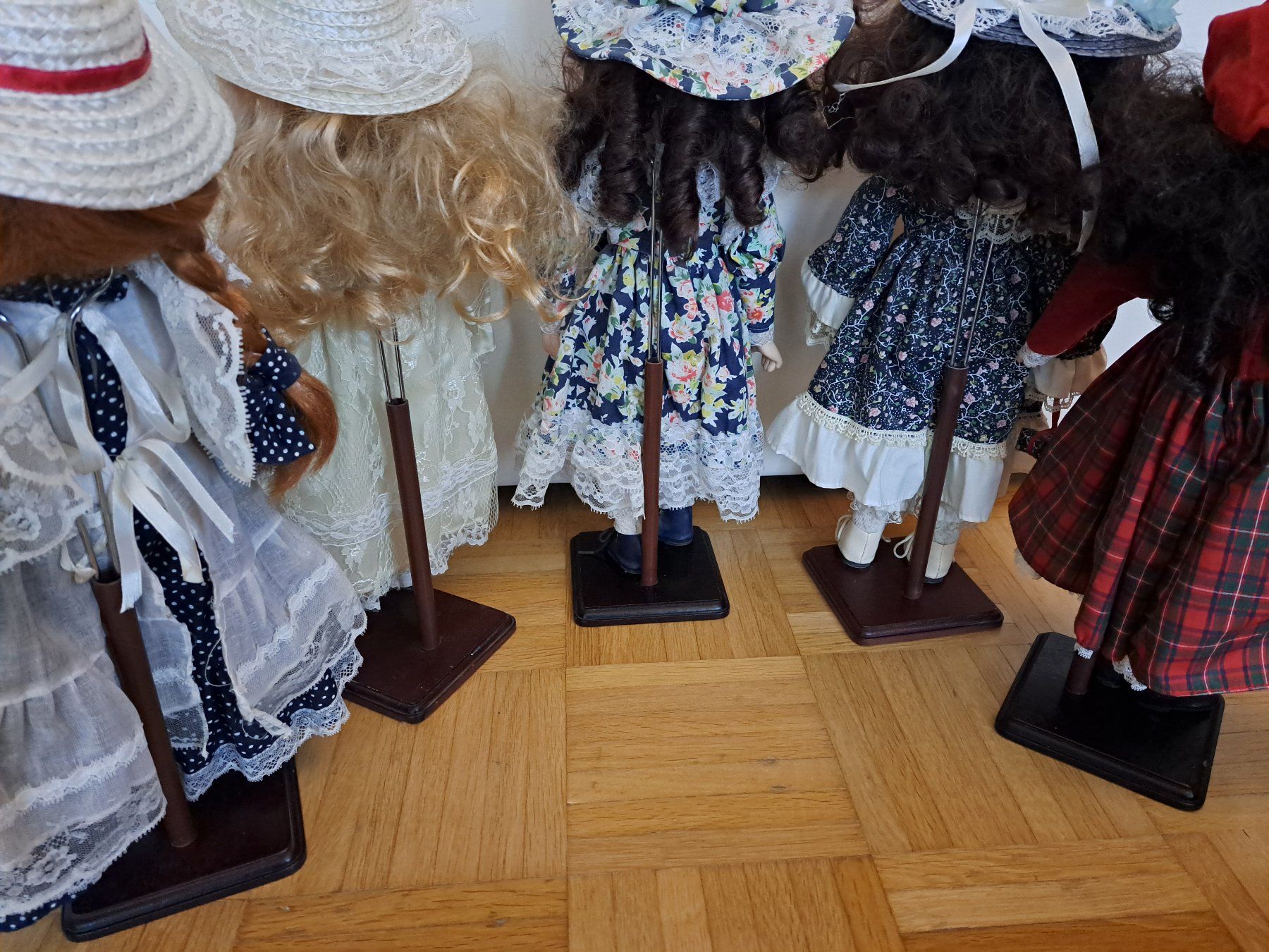 Bambole: Porzellan Puppen – Usato da Benzenschwil venduto da Conny083 4