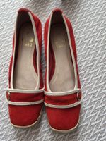 süsser Schuh in Rot Gr. 40