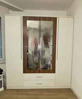 Kleiderschrank mit Spiegel weiss/nussbaum