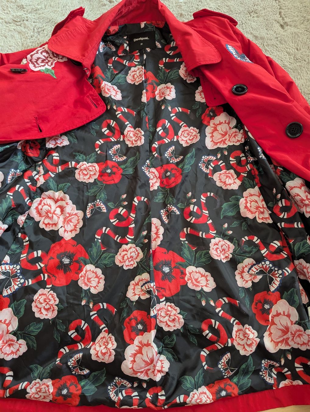Desigual Cappotti: veste trench Desigual 38 – Usato da Montreux venduto da dem_gyt9 6