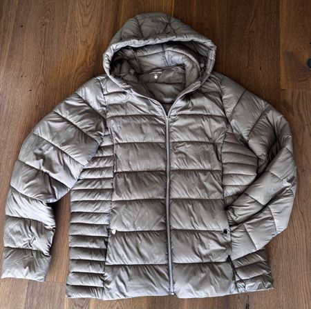 Steppjacke Chicoree beige mit Kapuze Grösse 2XL neuwertig