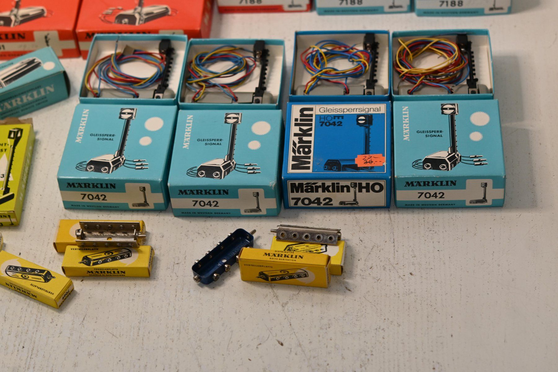Märklin Modellini di ferrovie: Diverse Märklin Signale HO – Usato da Laupen ZH venduto da Zmoewe 3