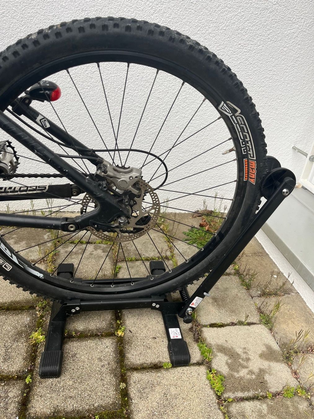 Cavalletti per biciclette: Veloständer / Velohalterung Cube – Usato da Lupsingen venduto da Claudine1978 1