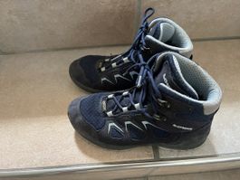 Gebrauchte Lowa Kinderwanderschuhe zu verkaufen. Grösse 34