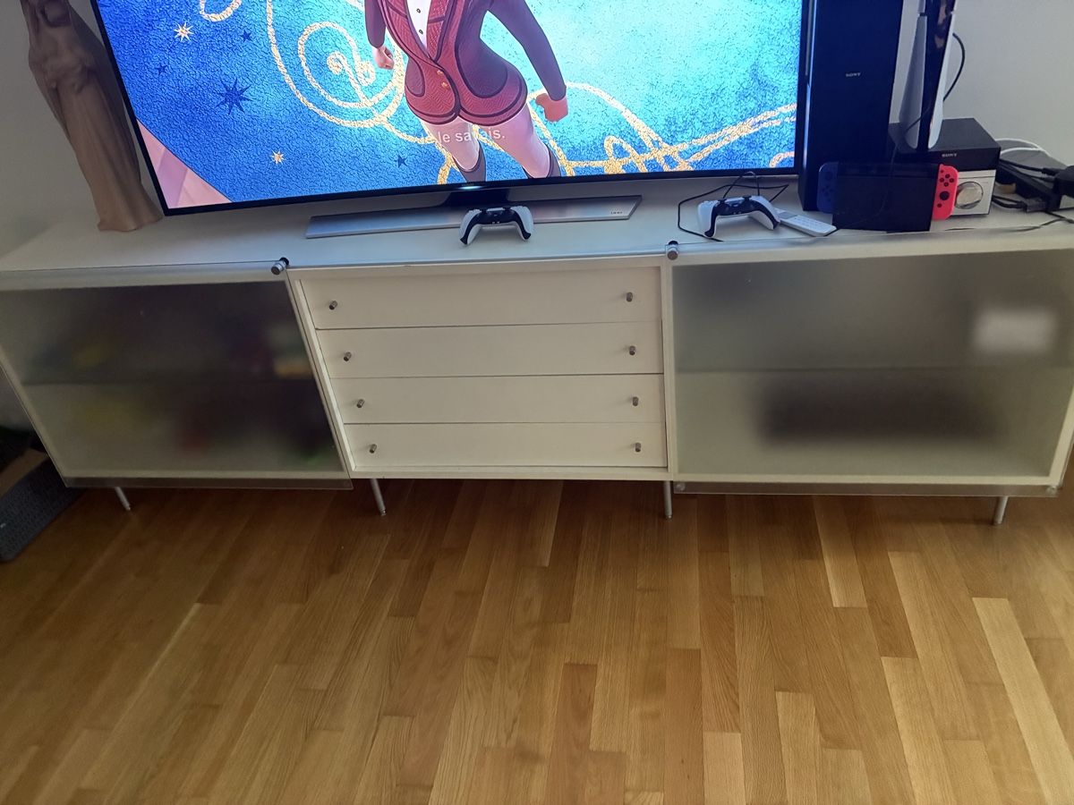 Mobili TV: Sideboard/TV-Möbel – Usato da Basel venduto da leonharda 1