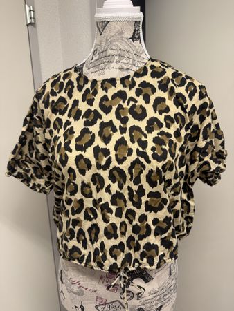 Neues, ungetragenes Oberteil von Zara, S, Animalprint