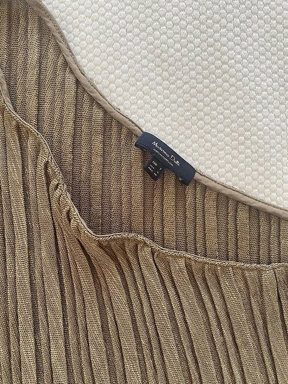 Kleider: Robe Massimo Dutti – Gebraucht aus Denges von chino37 1