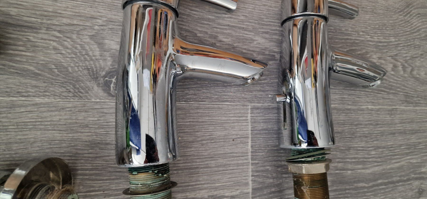Rubinetteria: Sanitär Konvolut Armaturen & Eckventile – Usato da Wetzikon ZH venduto da xellent79 1