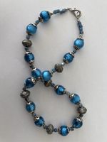 Hübsche, blaue Glasperlen-Kette im Vintage-Look!