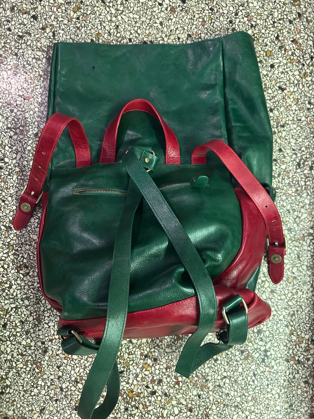 Zaini: Leder Rucksack MEDICI NP 200.- – Usato da Rorschacherberg venduto da Svebe 5