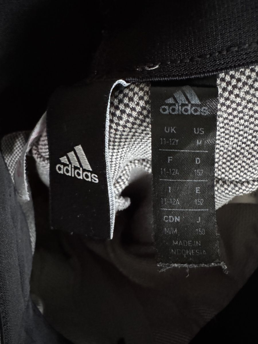 Adidas Hosen: Adidas‘ Trainerhose, 152 – Gebraucht aus Abtwil SG von monchy01 2
