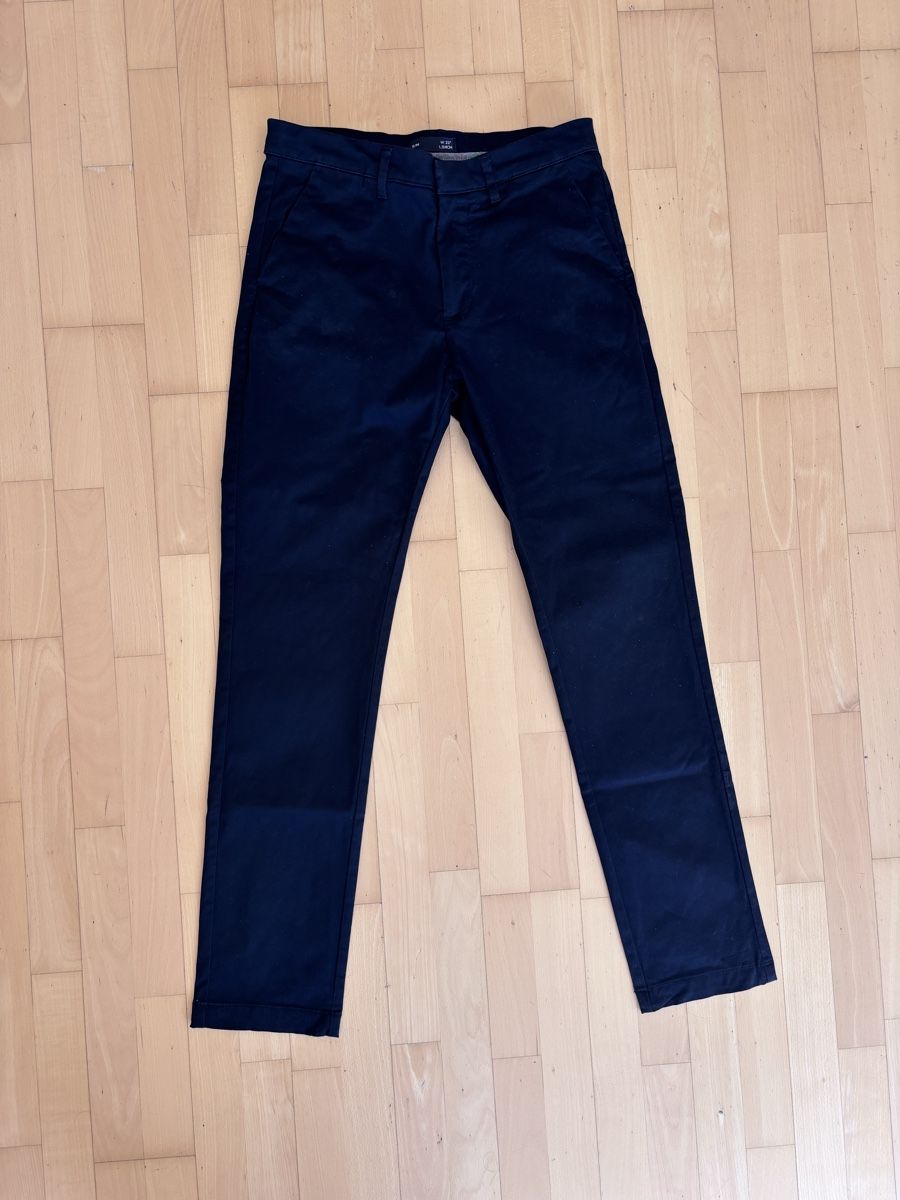 Pantaloni: Markham Slim Chinos, W33 L84cm – Nuovo (secondo la descrizione) da Zürich venduto da Grothschild