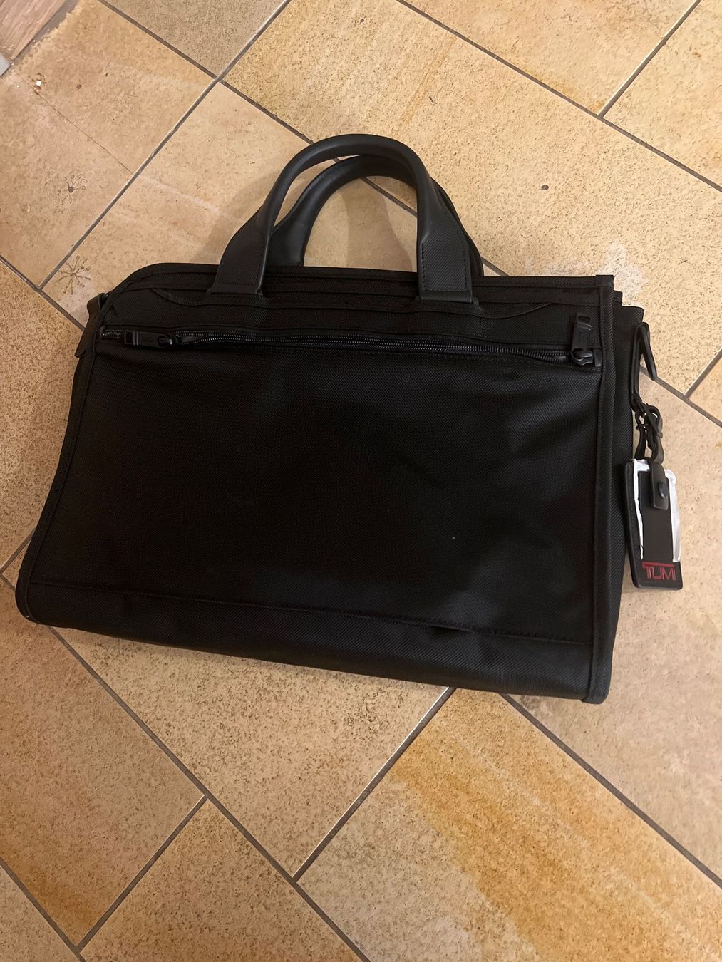 Tumi Borse: Tumi Aktentasche neu, mit Schultergurt – Nuovo e nell'imballaggio originale da Bäch SZ venduto da chrk 1