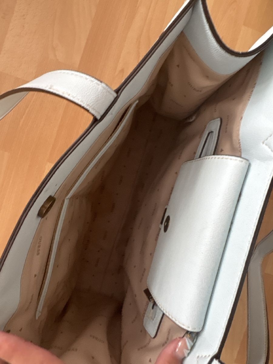 Sacs femmes: guess Handtasche – D'occasion à Weisslingen par andre.a.o 2