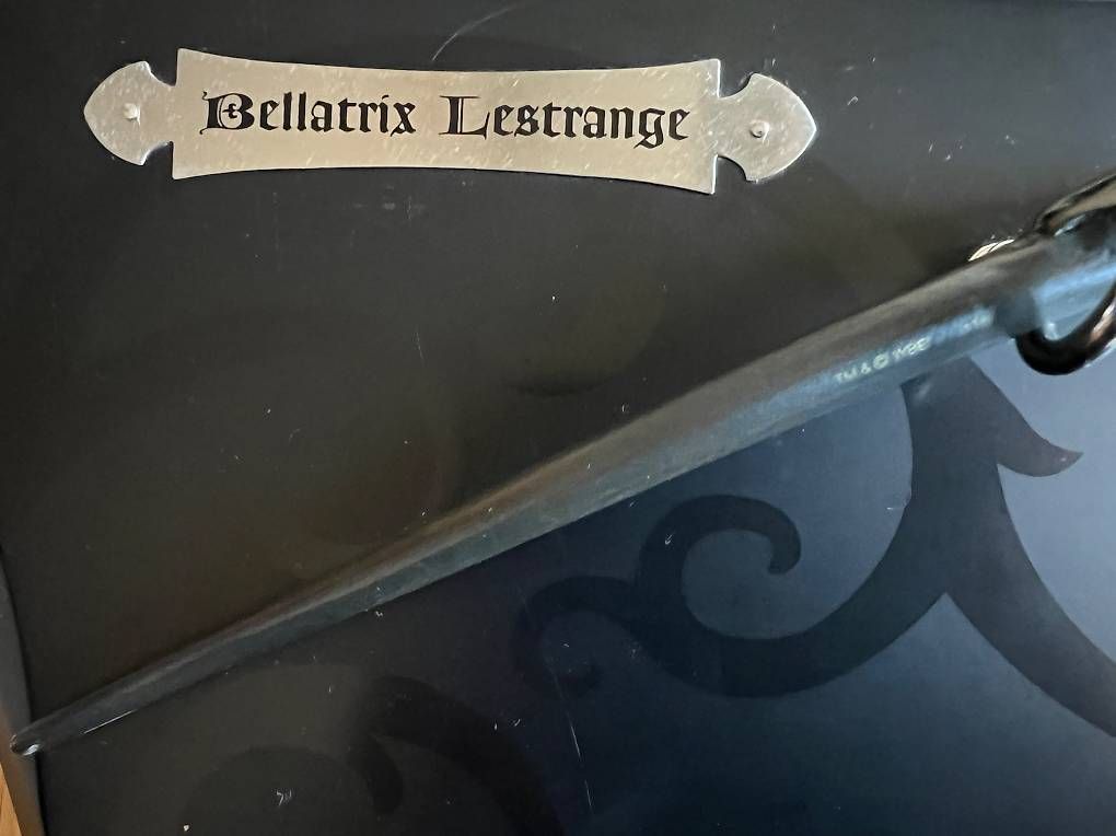 Skulpturen & Statuen: Zauberstab von Bellatrix Lestrange aus Harry Potter – Gebraucht aus Zürich von Koereli01 1