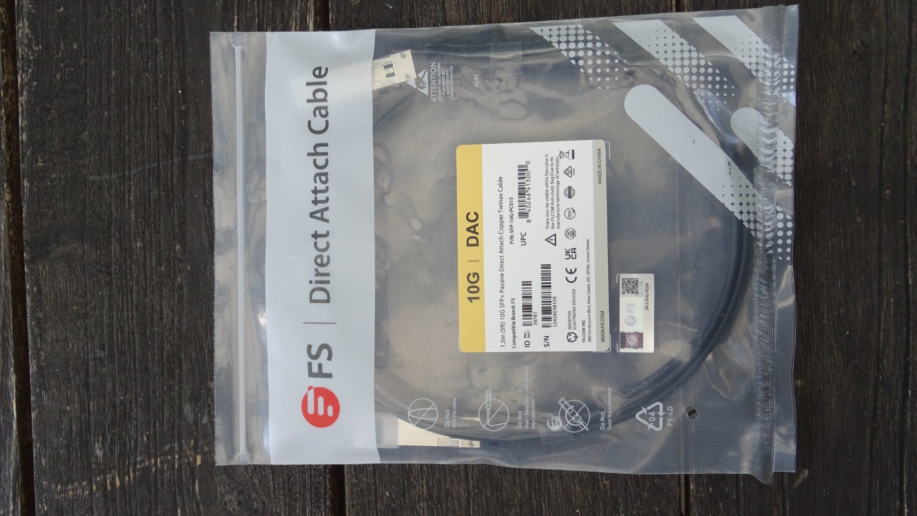 Cavi: FS DAC Kabel 1.5m 10G SFP+ passiv – Nuovo e nell'imballaggio originale da Riedholz venduto da Leo.L 1
